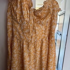 Shein women’s yellow dress
